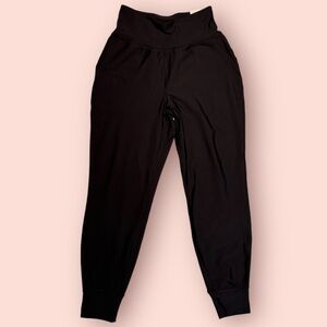 NWT Old Navy High-Rise Powersoft Ankle Jogger- M